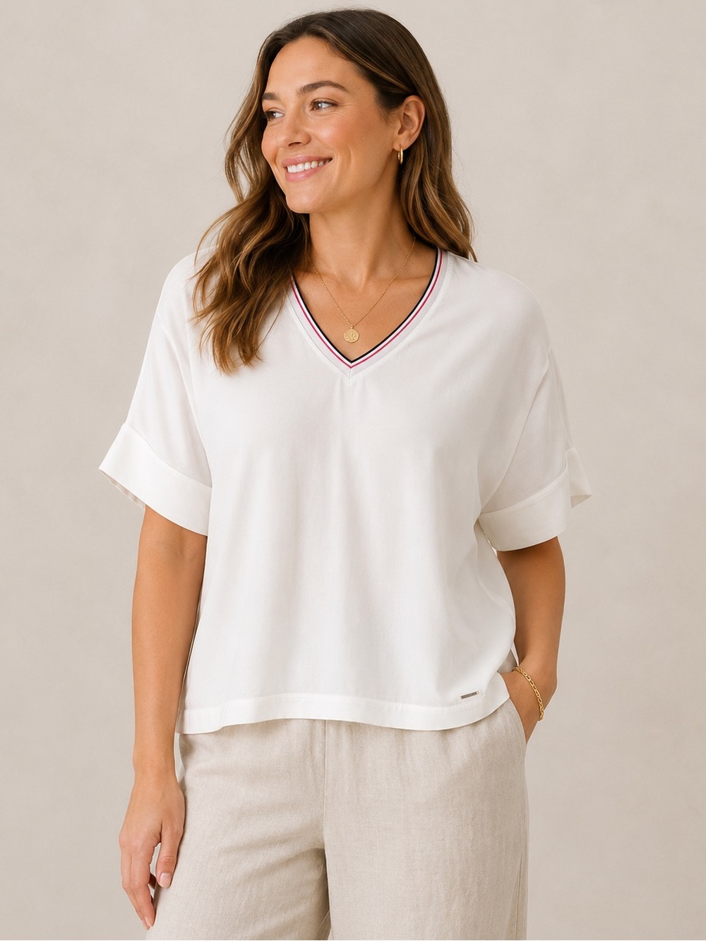 🎉5 for $45 🎉 Tommy hilfiger Top Blouse Shirt Size L White